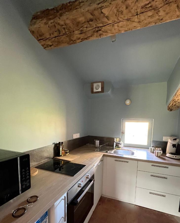 Charmant Appartement Independant Au Sein D'Un Mas Provencal Aups Bagian luar foto
